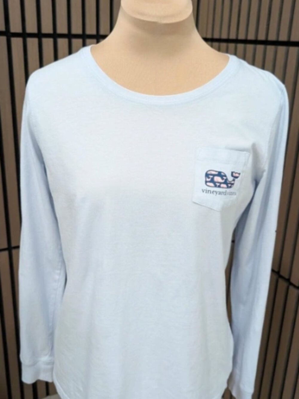 Vineyard Vines Women’s Long Sleeve Whale Pocket Blue 100% Cotton - Picture 10 of 12